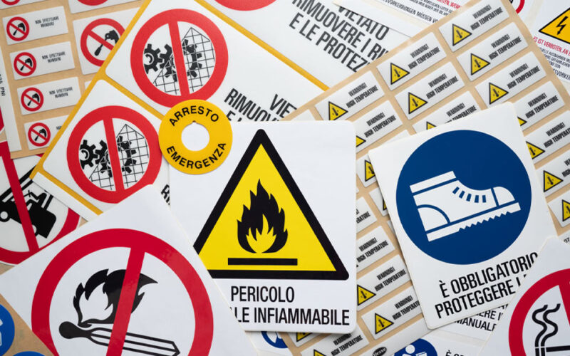 Grafica, adesivi e cartellonistica di sicurezza per aziende