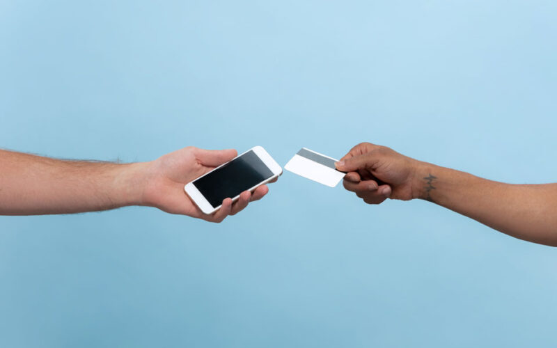 Il futuro dei biglietti da visita con la tecnologia NFC